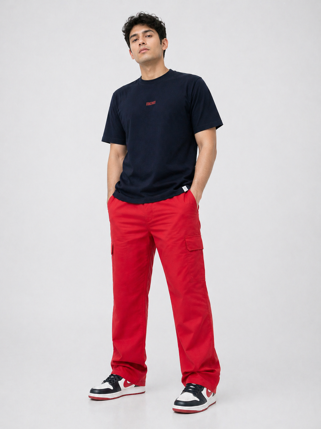 GONXGON NORMAL SIZED NAVY T SHIRT 1402