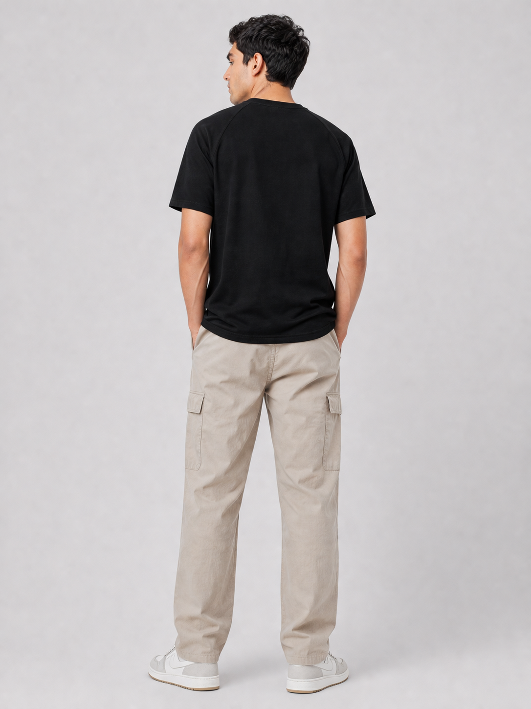 GONXGON NORMAL SIZED BLACK T SHIRT 1402