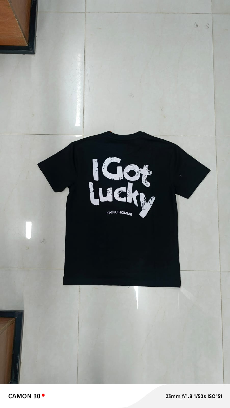 I GOT LUCKY OVERSIZED BLACK T-SHIRT 1401
