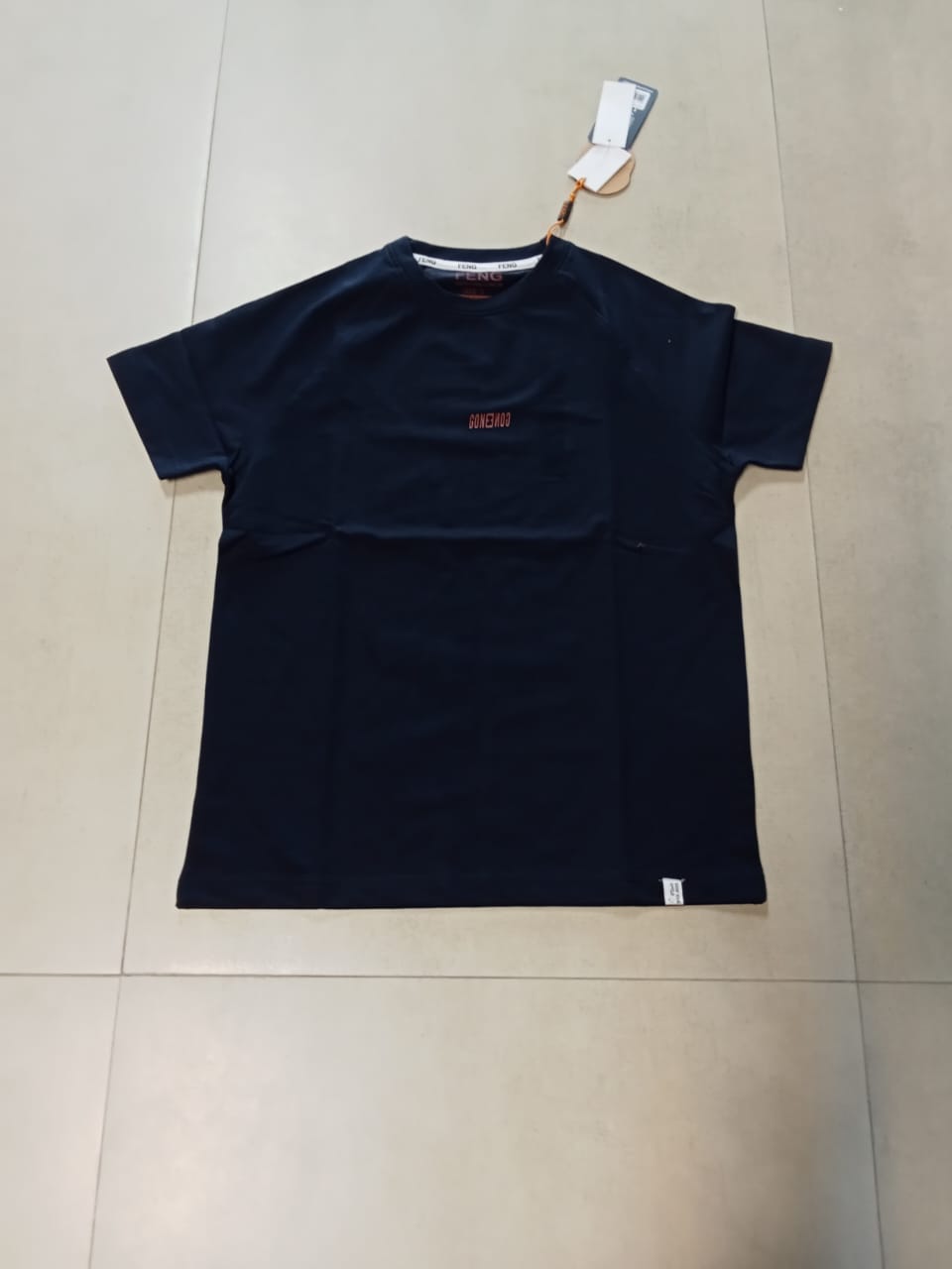 GONXGON NORMAL SIZED NAVY T SHIRT 1402