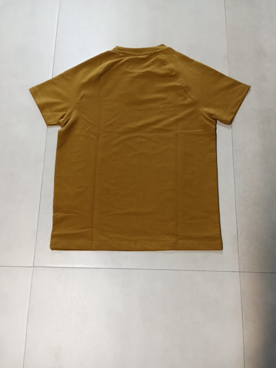 GONXGON NORMAL SIZED MUSTARD T SHIRT 1402
